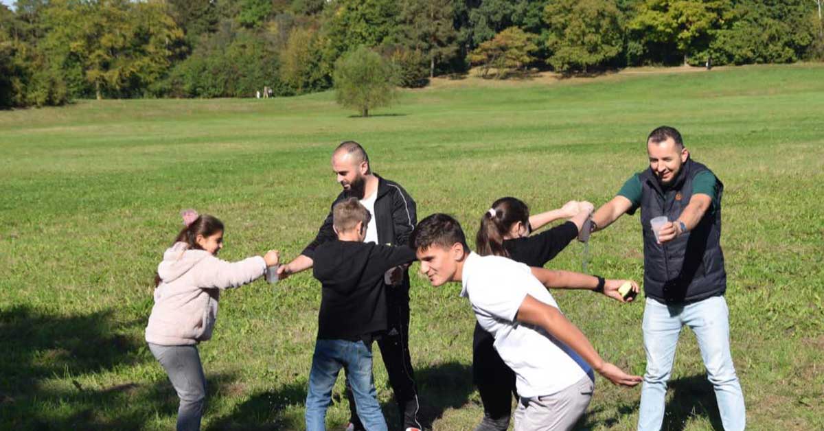 Koranunterricht unter freiem Himmel